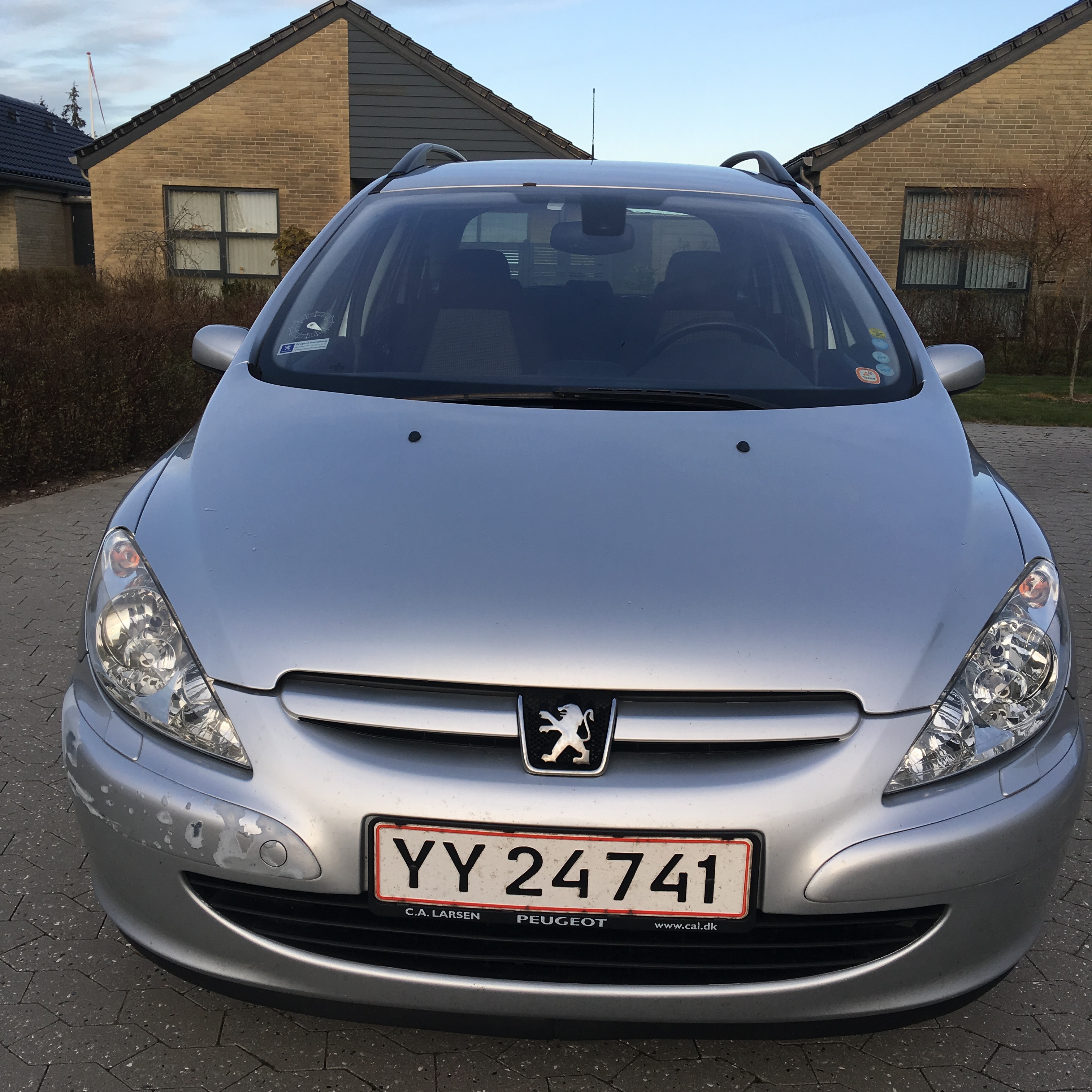 Sølv Peugeot 307 fra 2005