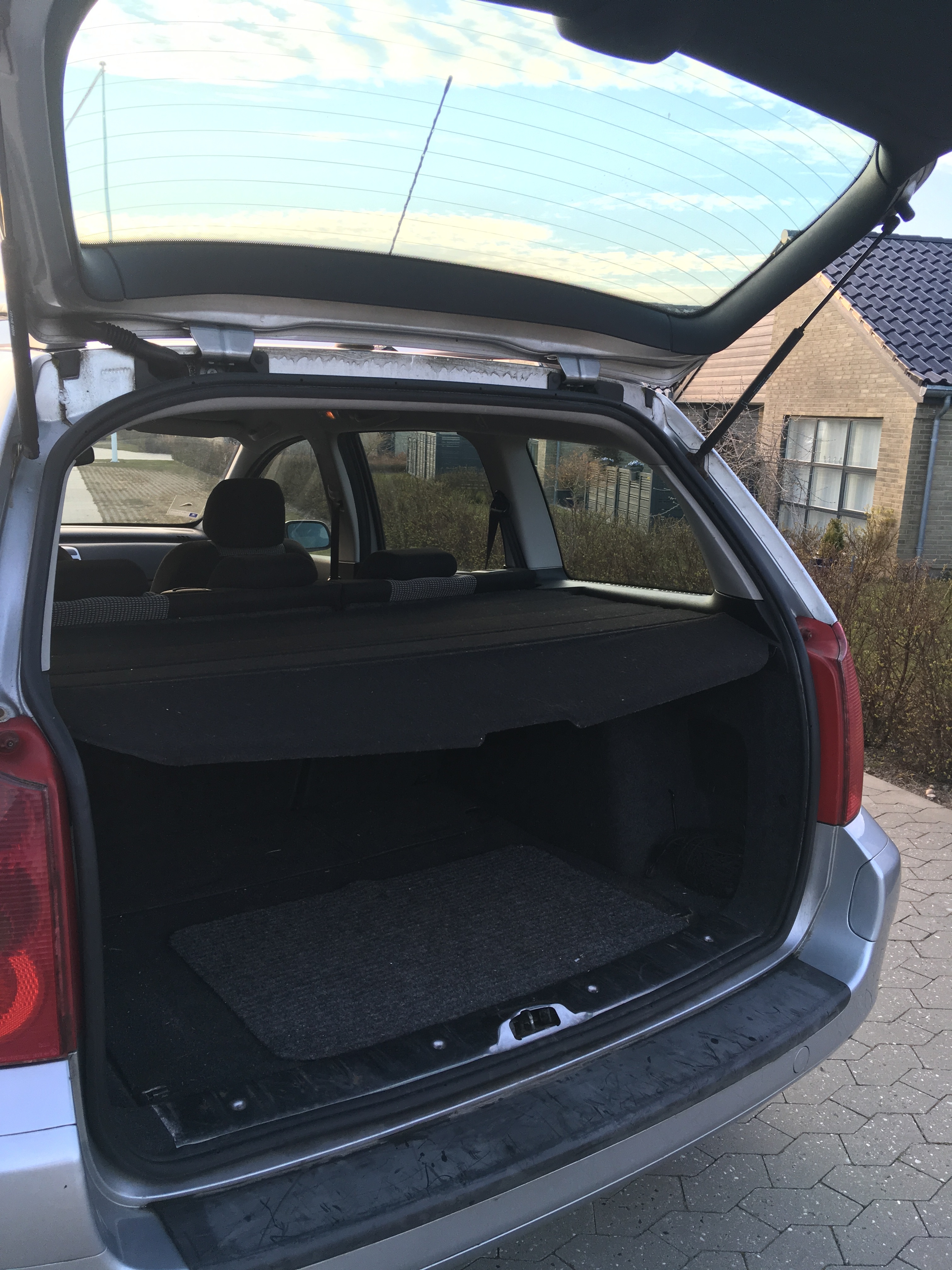 Sølv Peugeot 307 fra 2005