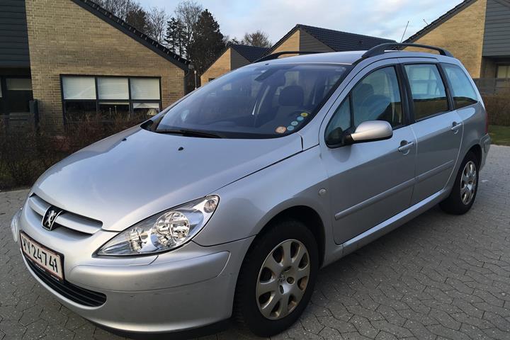 Sølv Peugeot 307 fra 2005
