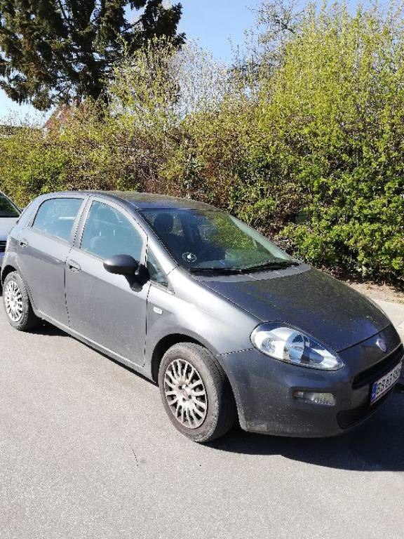 Sort Fiat Punto fra 2012