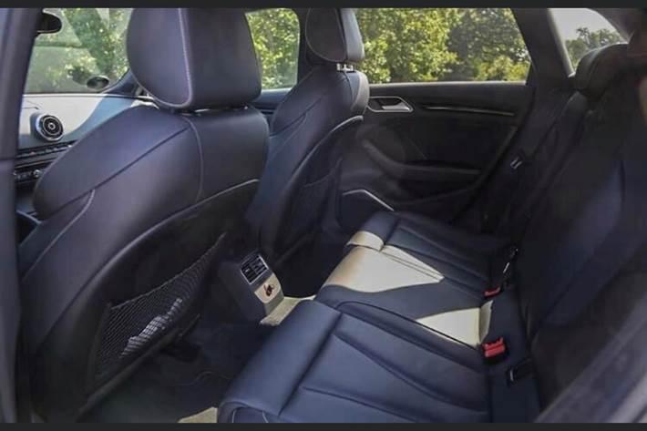 Sort Audi S3 Sportback fra 2014