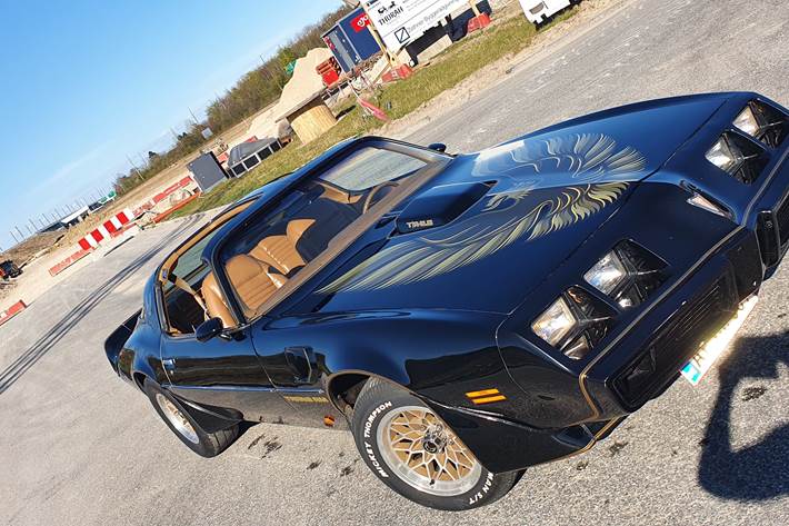 Sort Pontiac Trans Am fra 1979
