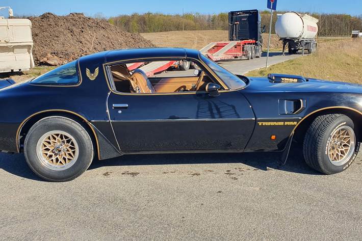Sort Pontiac Trans Am fra 1979