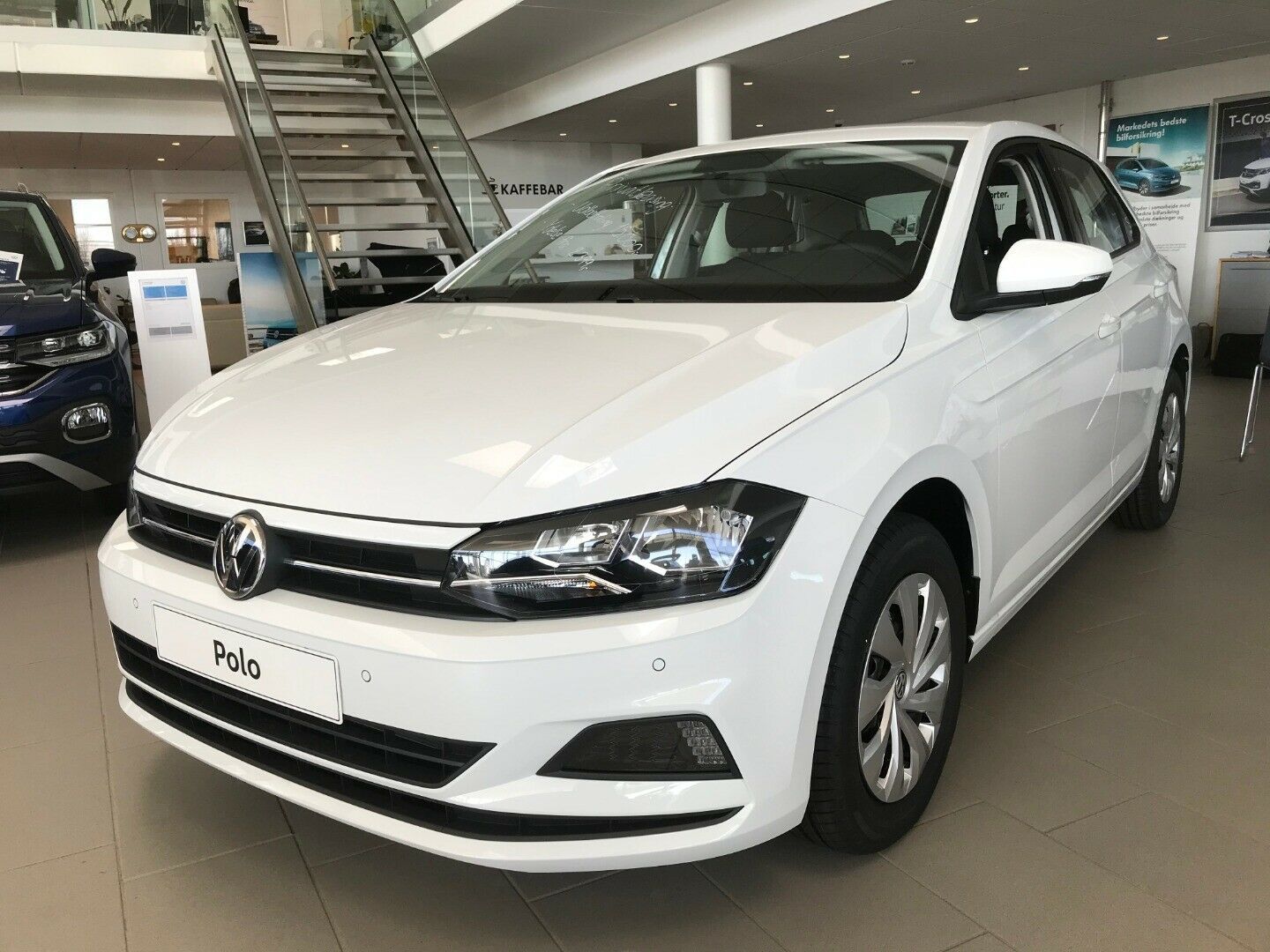 Hvid VW Polo fra 2020