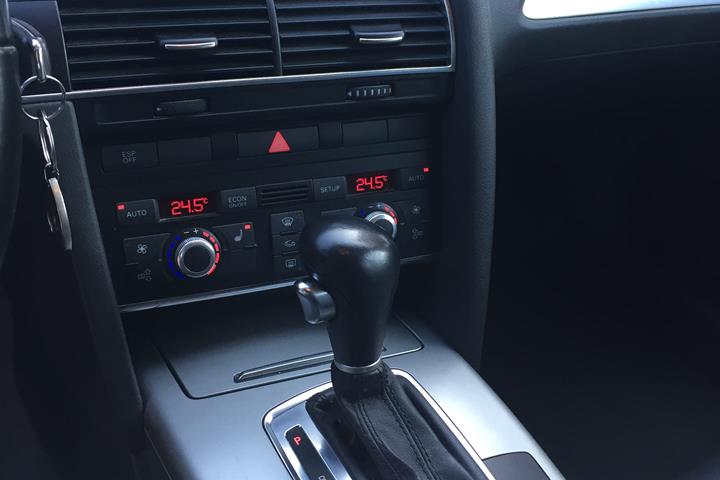 Sort Audi A6 fra 2007