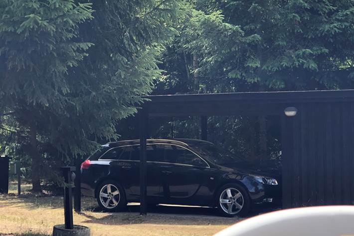 Sort Opel Insignia fra 2012