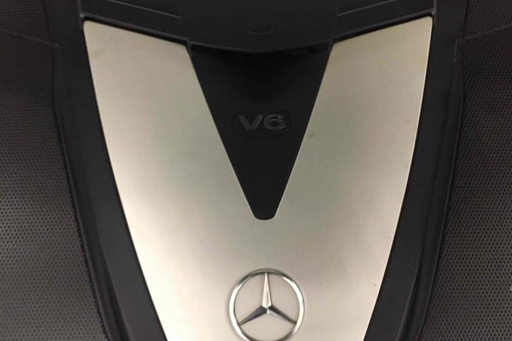 Sort Mercedes E280 fra 2006