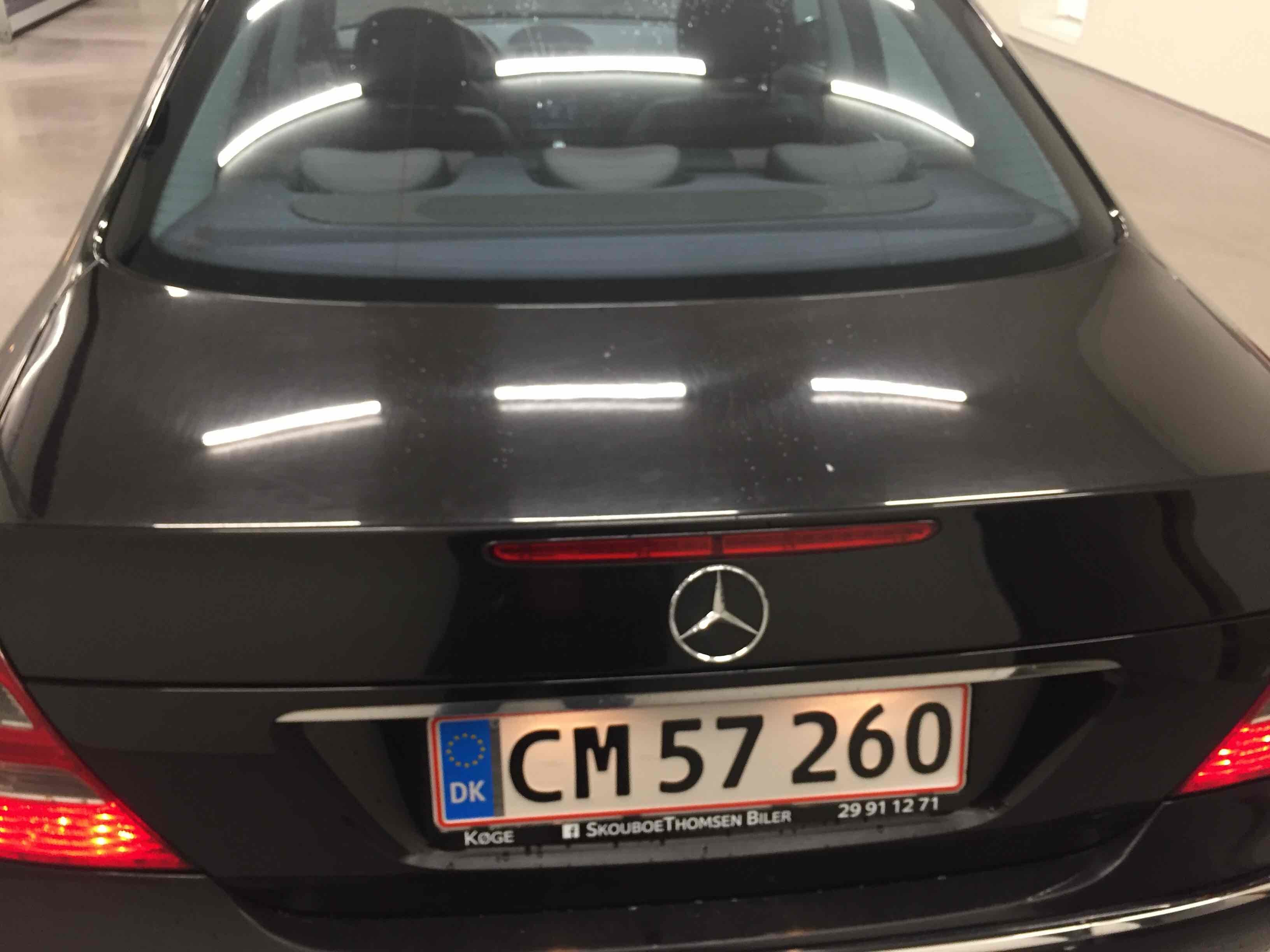 Sort Mercedes E280 fra 2006