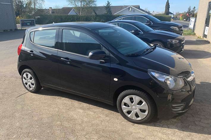 Sort Opel Karl fra 2017