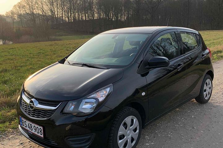 Sort Opel Karl fra 2017