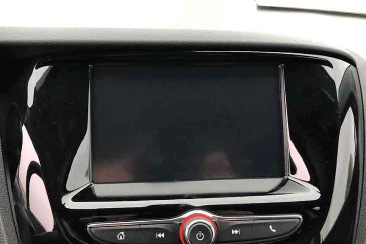 Sort Opel Karl fra 2017