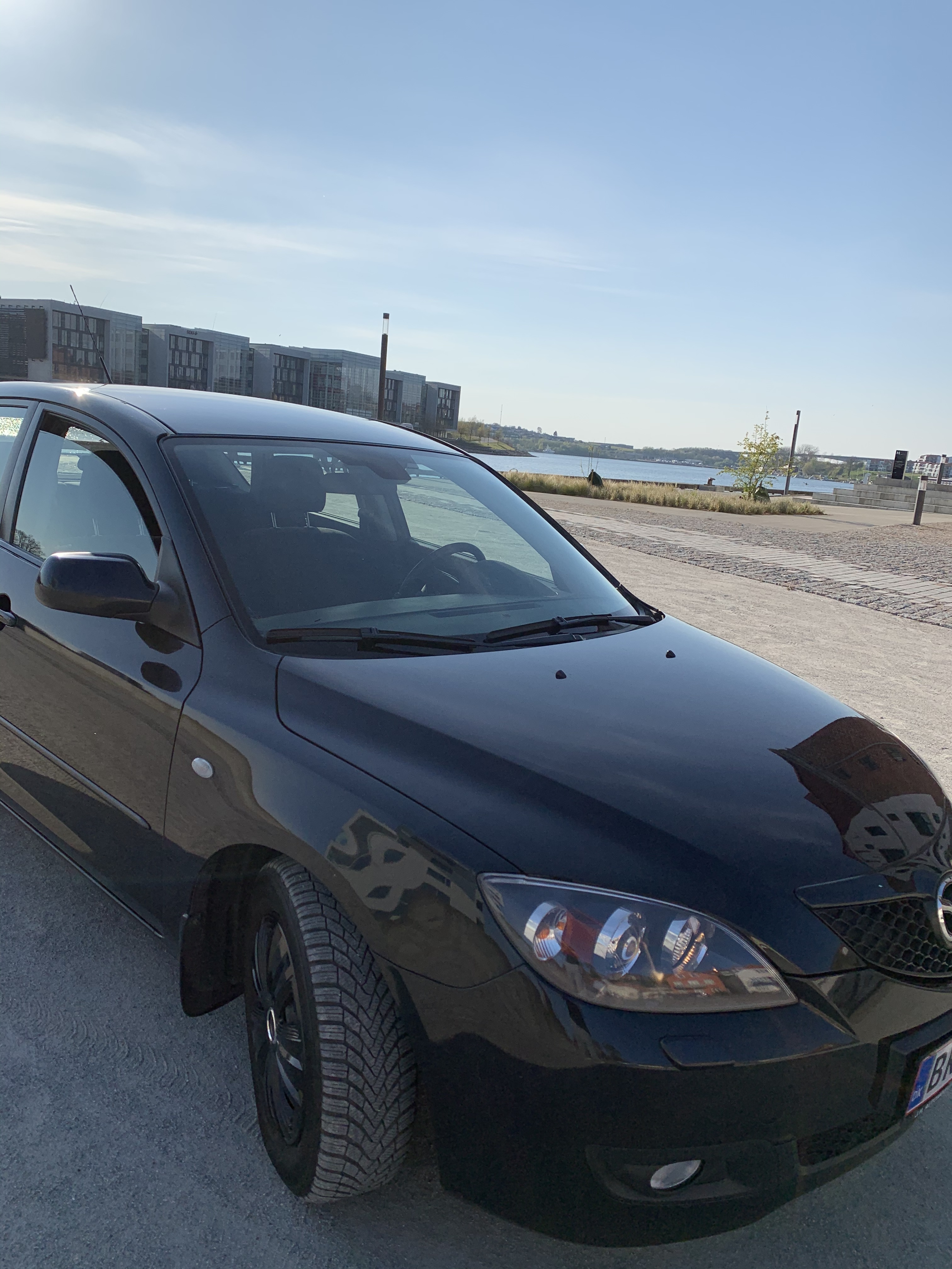 Sort Mazda 3 fra 2008