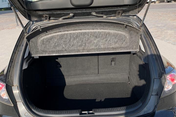 Sort Mazda 3 fra 2008