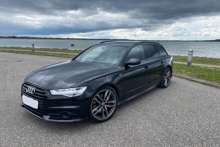 Grå Audi A6 fra 2016