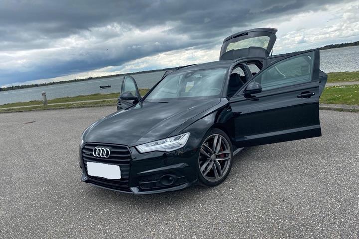 Grå Audi A6 fra 2016