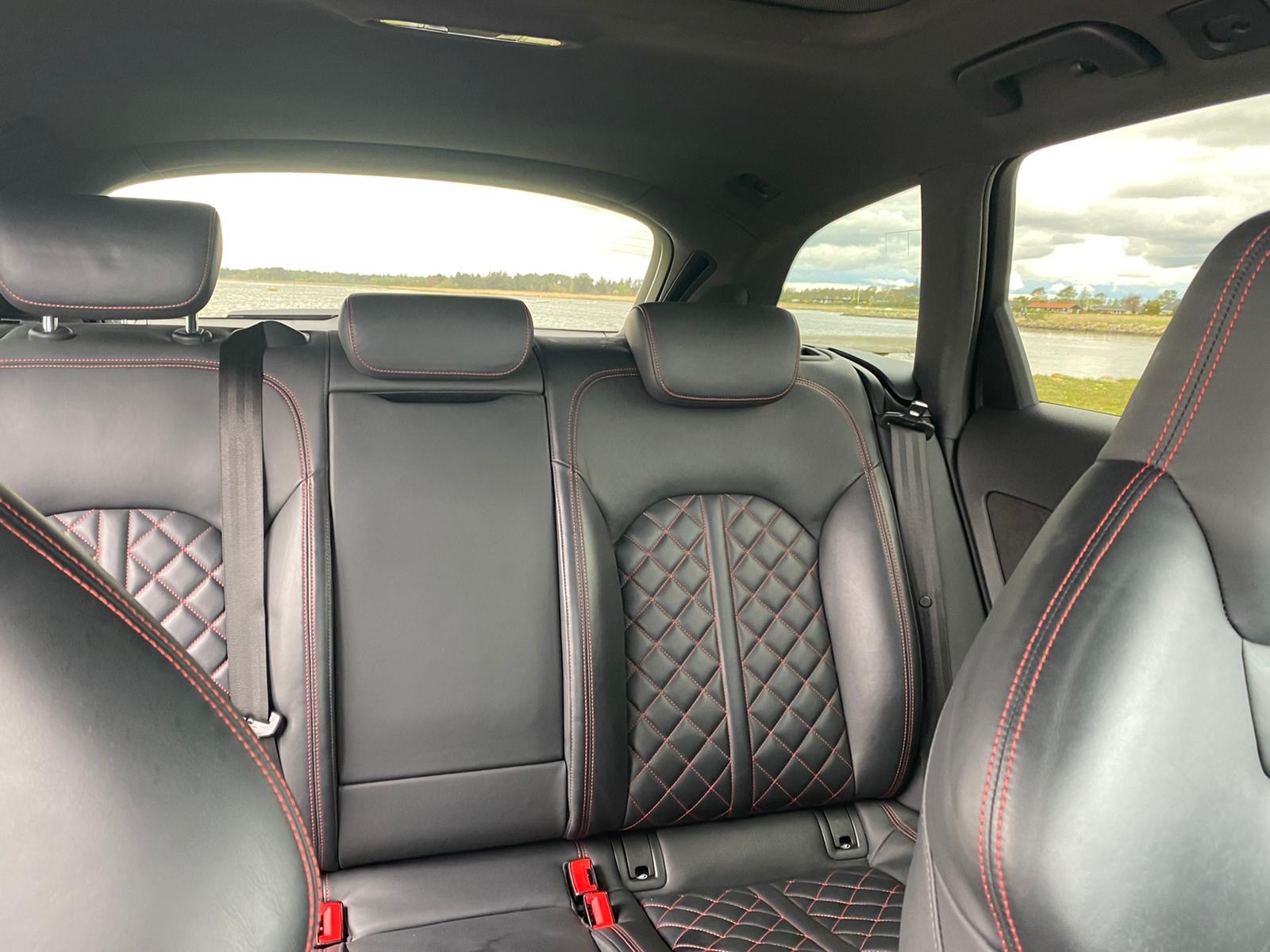 Grå Audi A6 fra 2016