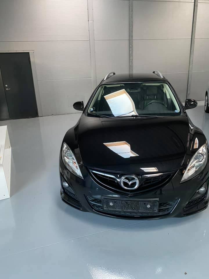 Sort Mazda 6 fra 2012