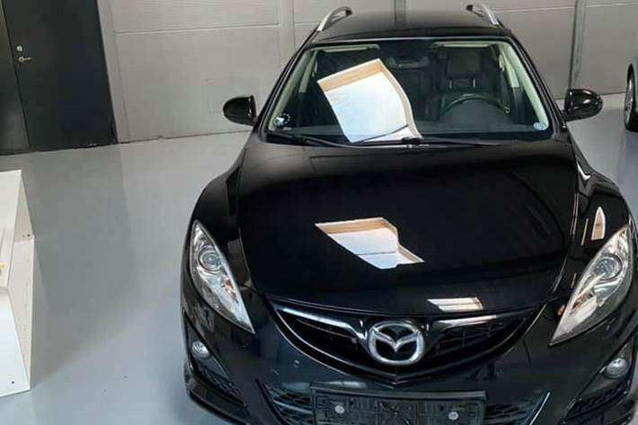 Sort Mazda 6 fra 2012