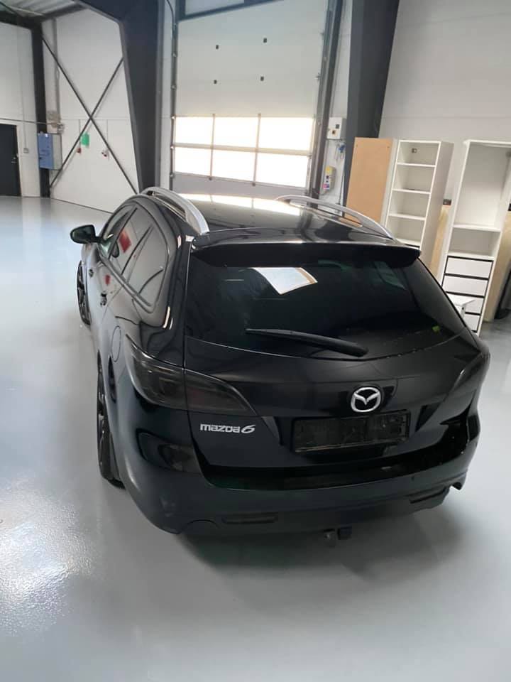 Sort Mazda 6 fra 2012