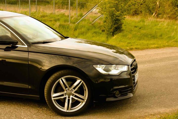 Sort Audi A6 fra 2012