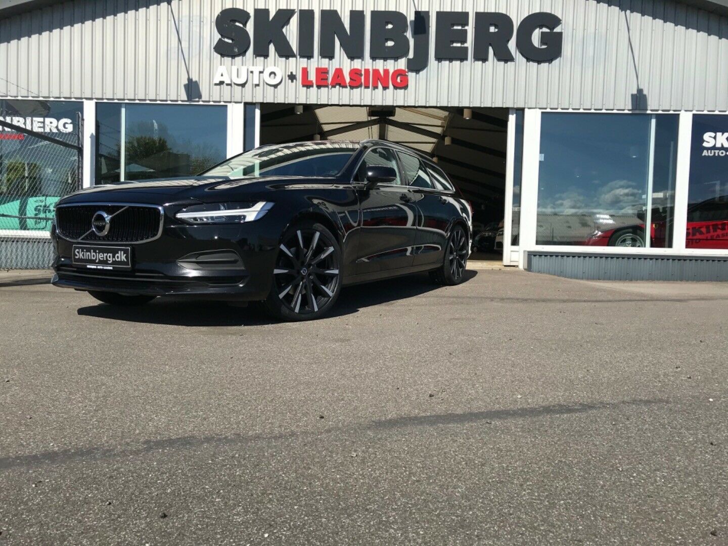 Sort Volvo V90 fra 2017