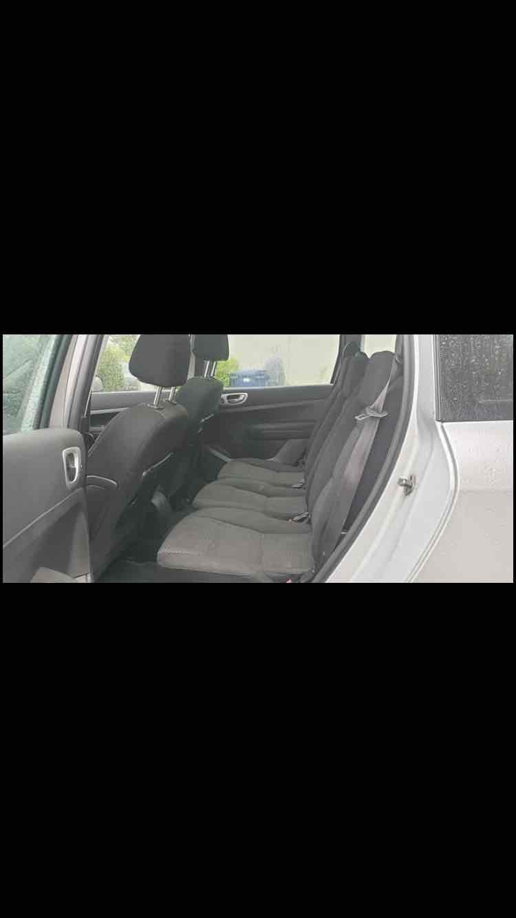 Sølv Peugeot 307 fra 2008