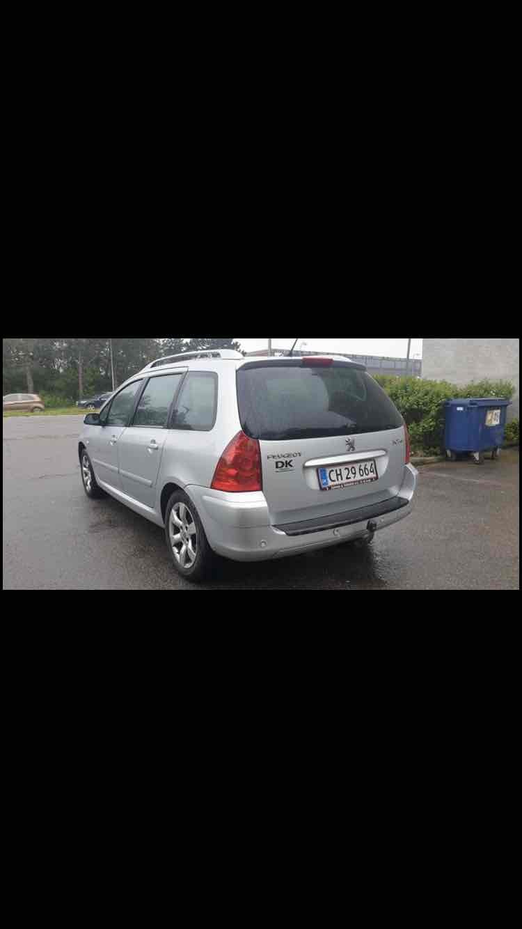 Sølv Peugeot 307 fra 2008