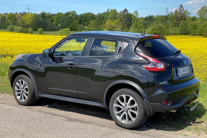 Sort Nissan Juke fra 2017