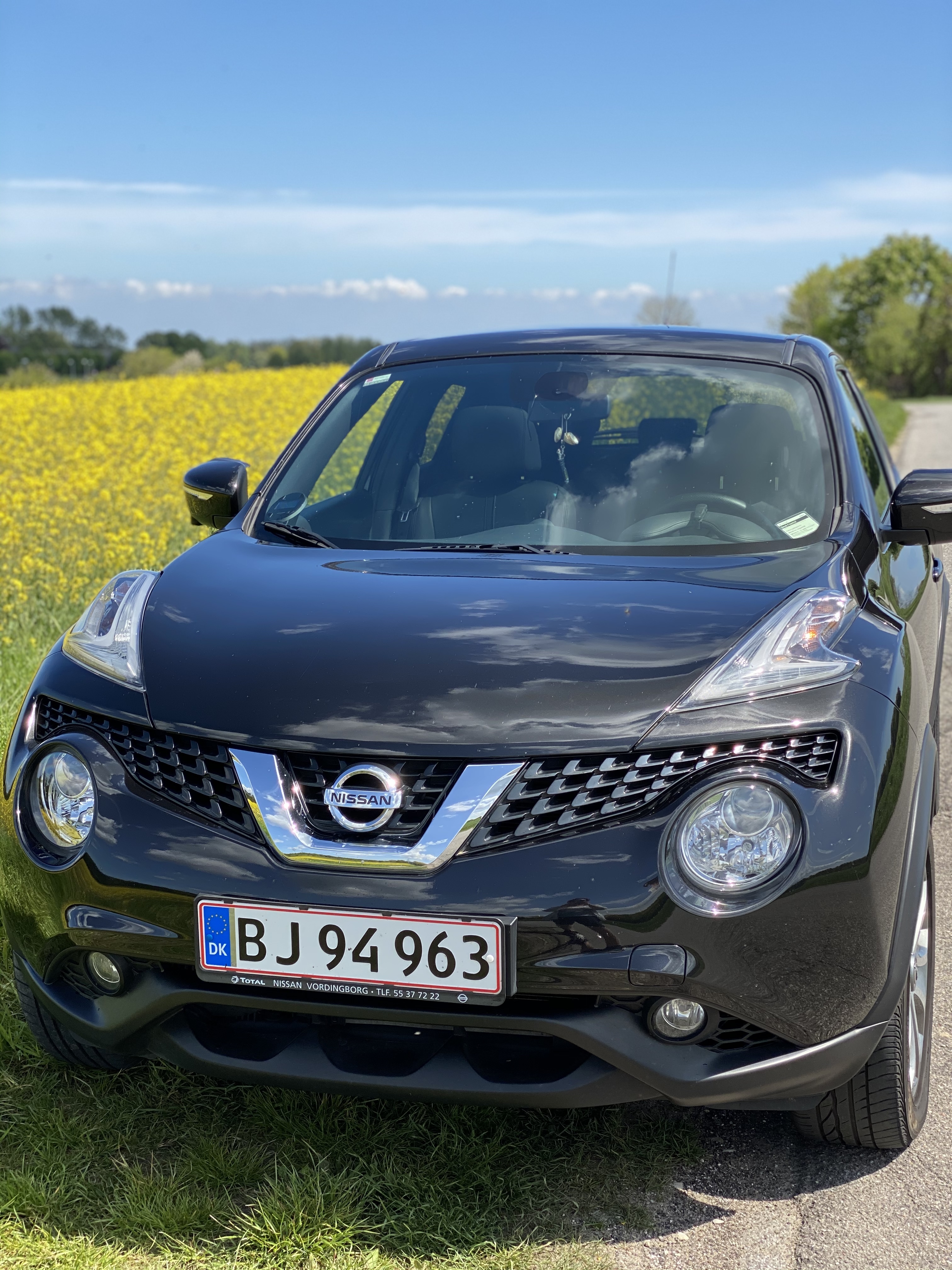 Sort Nissan Juke fra 2017