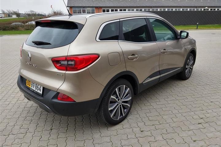 Grå Renault Kadjar fra 2015