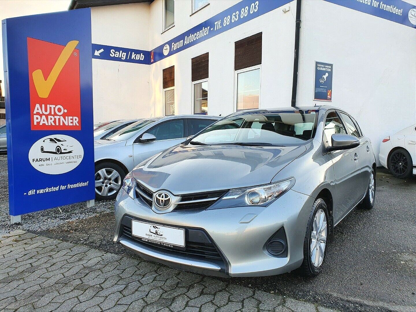 undefined Toyota Auris fra 2012