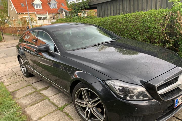 Sort Mercedes CLS220 d fra 2022