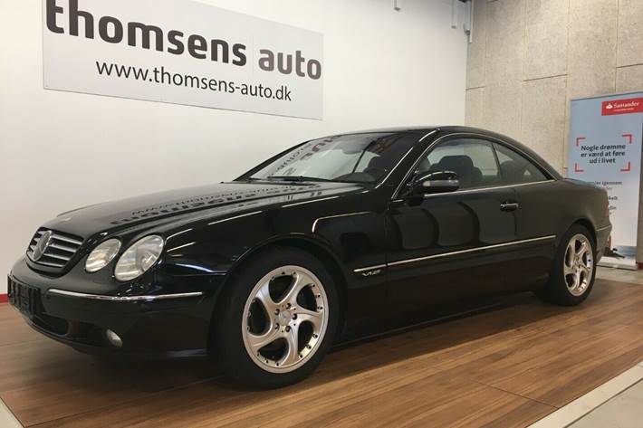 Grå Mercedes CL600 fra 2002