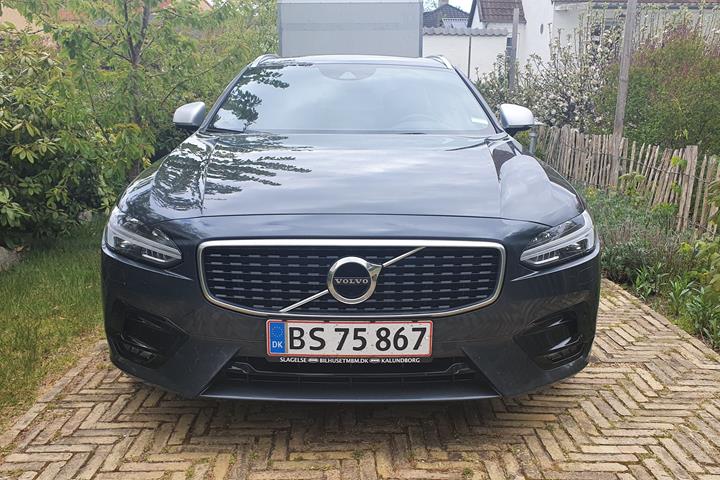 Grå Volvo V90 fra 2018