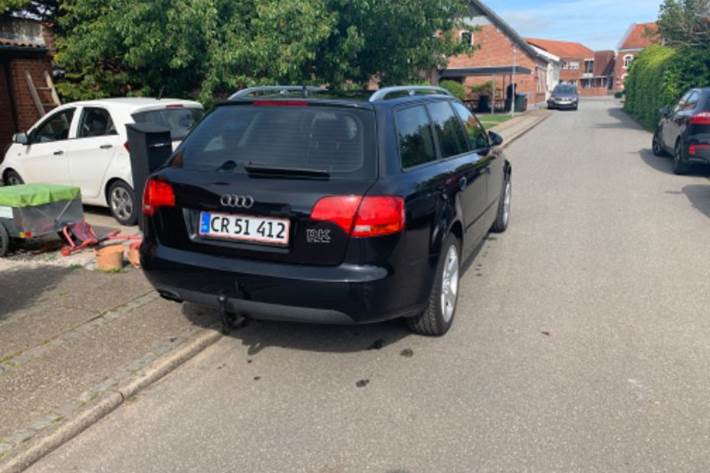 Sort Audi A4 fra 2005
