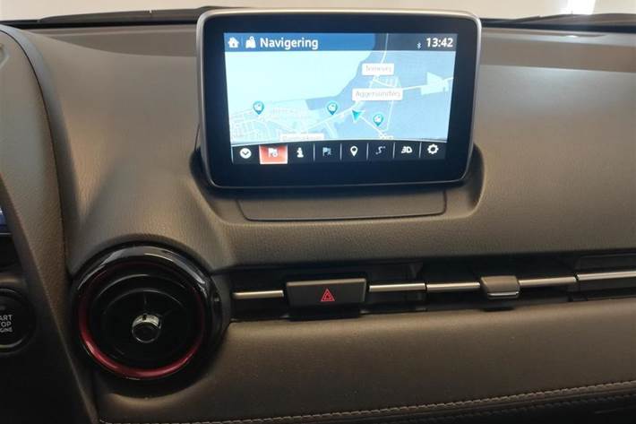 Blå Mazda CX-3 fra 2016