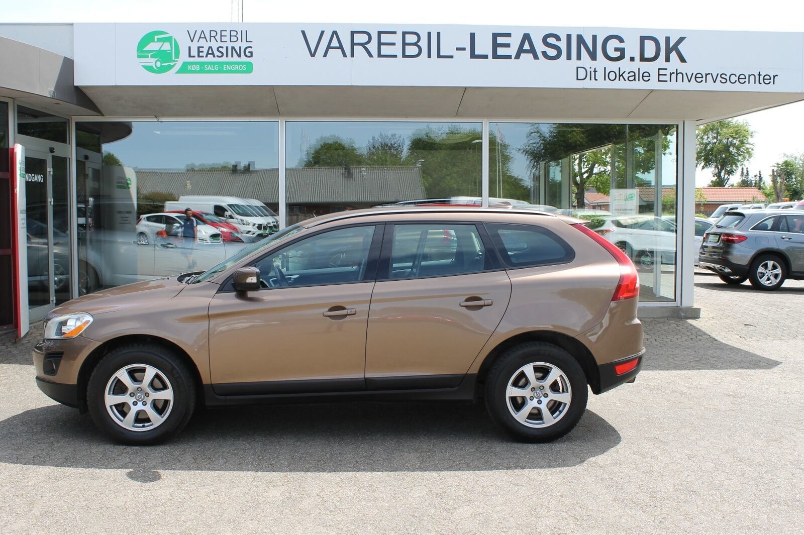 Brun Volvo XC60 fra 2009