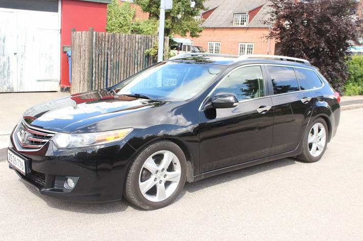 Sort Honda Accord fra 2008
