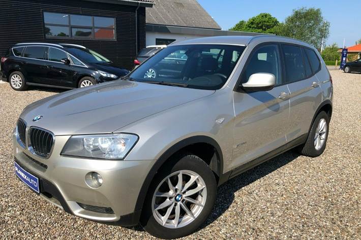 Beige BMW X3 fra 2013