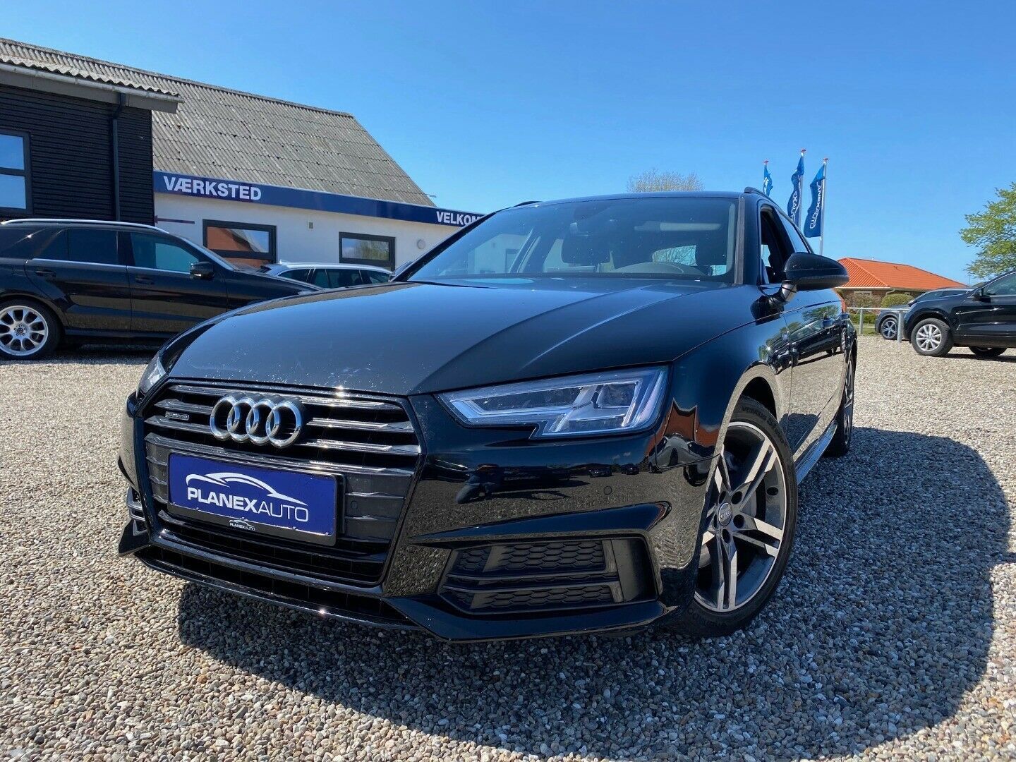 Grå Audi A4 fra 2017