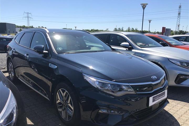 Blå Kia Optima fra 2020