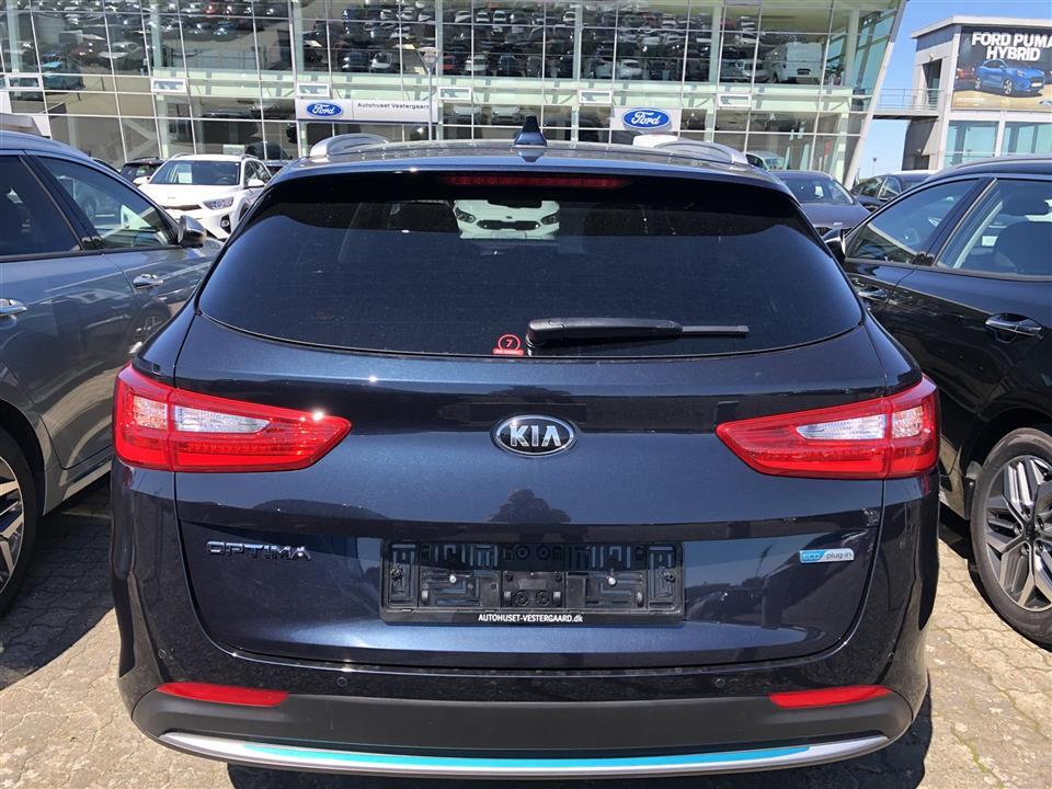 Blå Kia Optima fra 2020