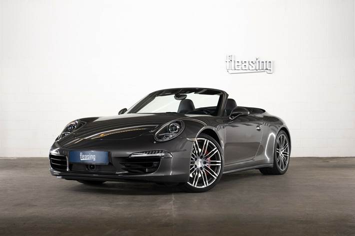 Grå Porsche 911 Carrera 4S fra 2015