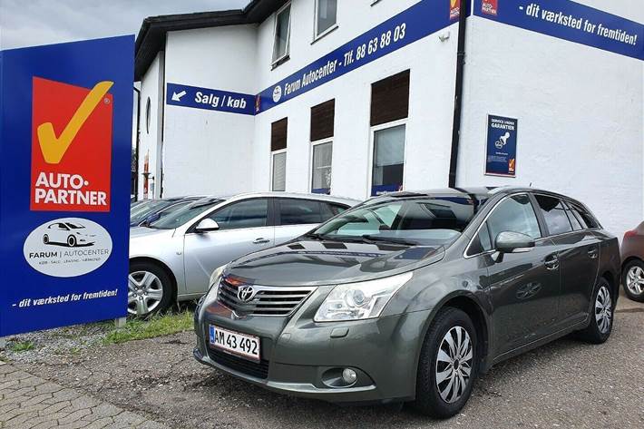 undefined Toyota Avensis fra 2009