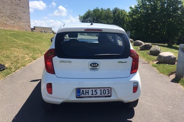 Hvid Kia Picanto fra 2013