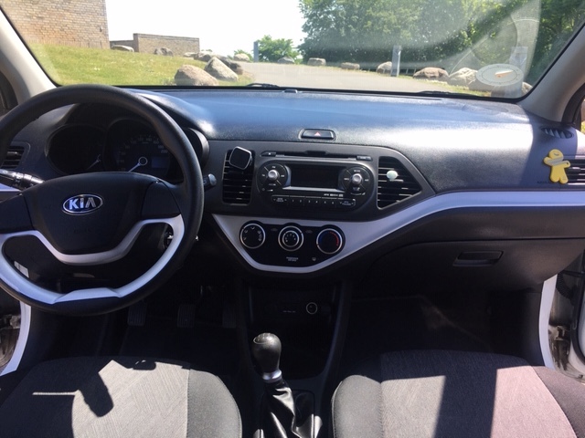 Hvid Kia Picanto fra 2013