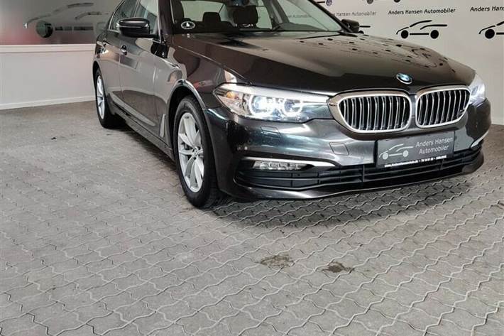 Grå BMW 530d fra 2017