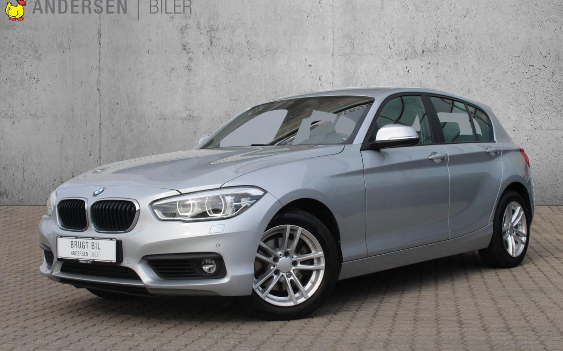 Sølv BMW 120d fra 2017