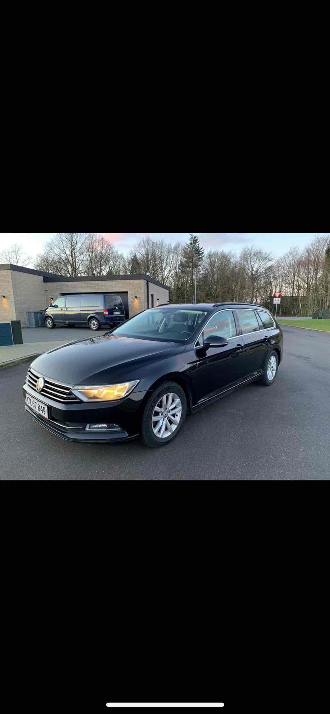 Sort VW Passat fra 2015