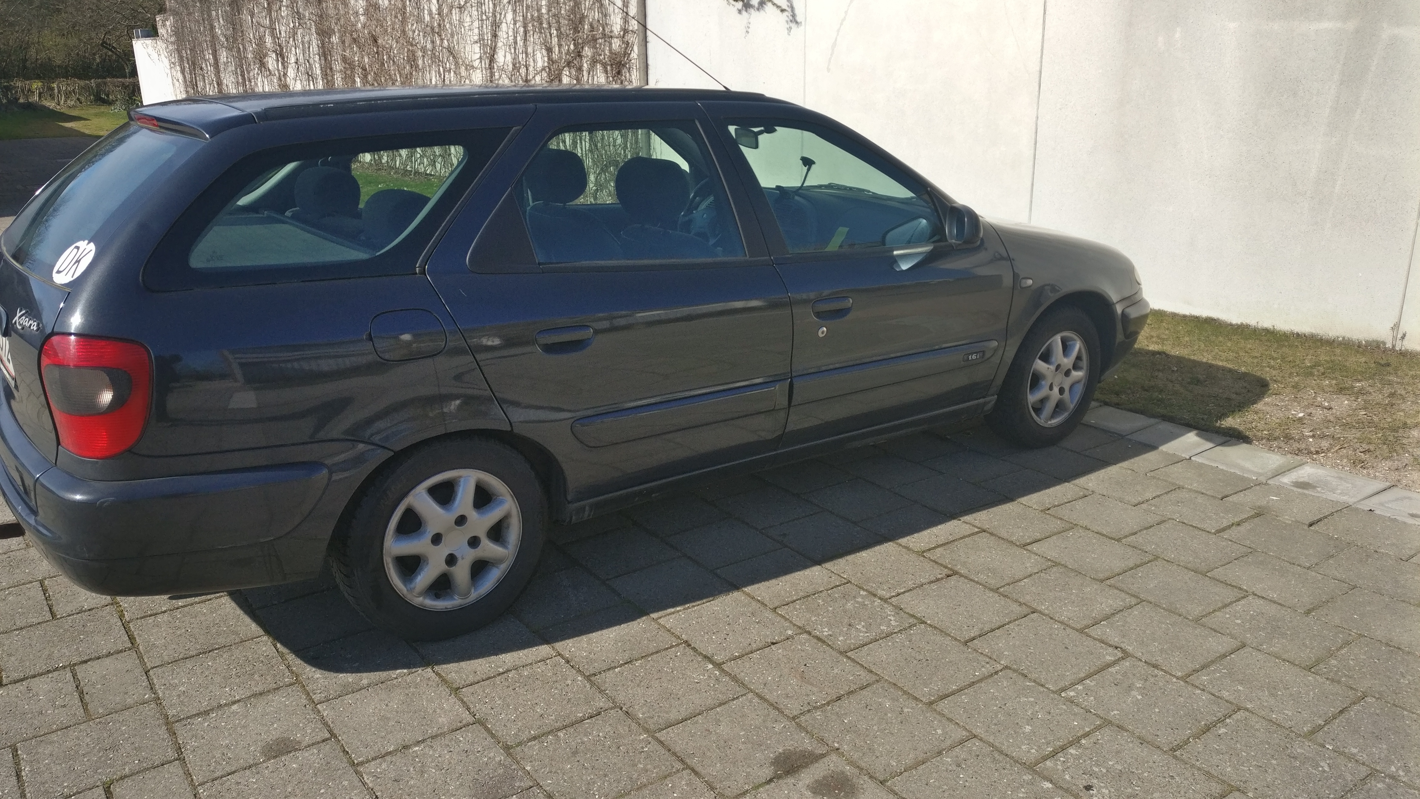 Sort Citroën Xsara fra 2000